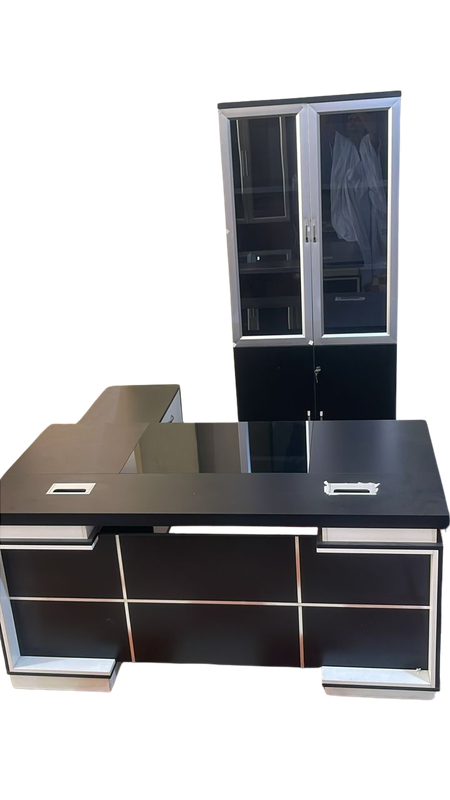 Bureau Exécutif avec Armoire